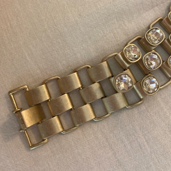 Antiqued Gold Tone Book Chain Design Bracelet w/ Bezel Set Clear Stones‎ - Picture 6 of 10